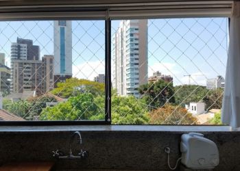 Rede em  malha  10 cm
